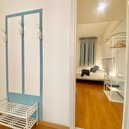 Mazzini 12, Elegant With Free Private Garage 800 M, Air Conditioning, Wi-fi, Just 100 M From The Public Appartement *