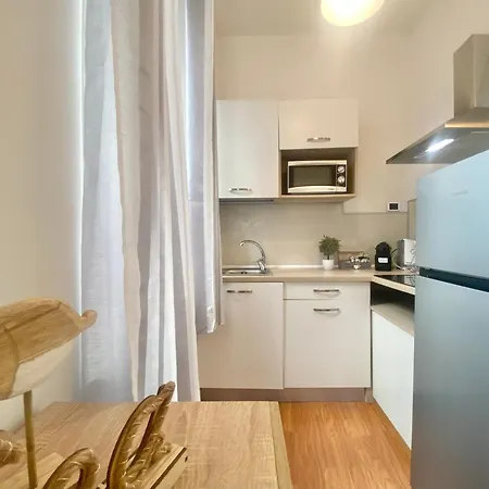 Mazzini 12, Рапалло