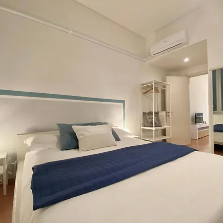 Mazzini 12, * Рапалло